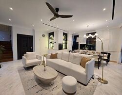 Loyang Green (D17), Terrace #586657141